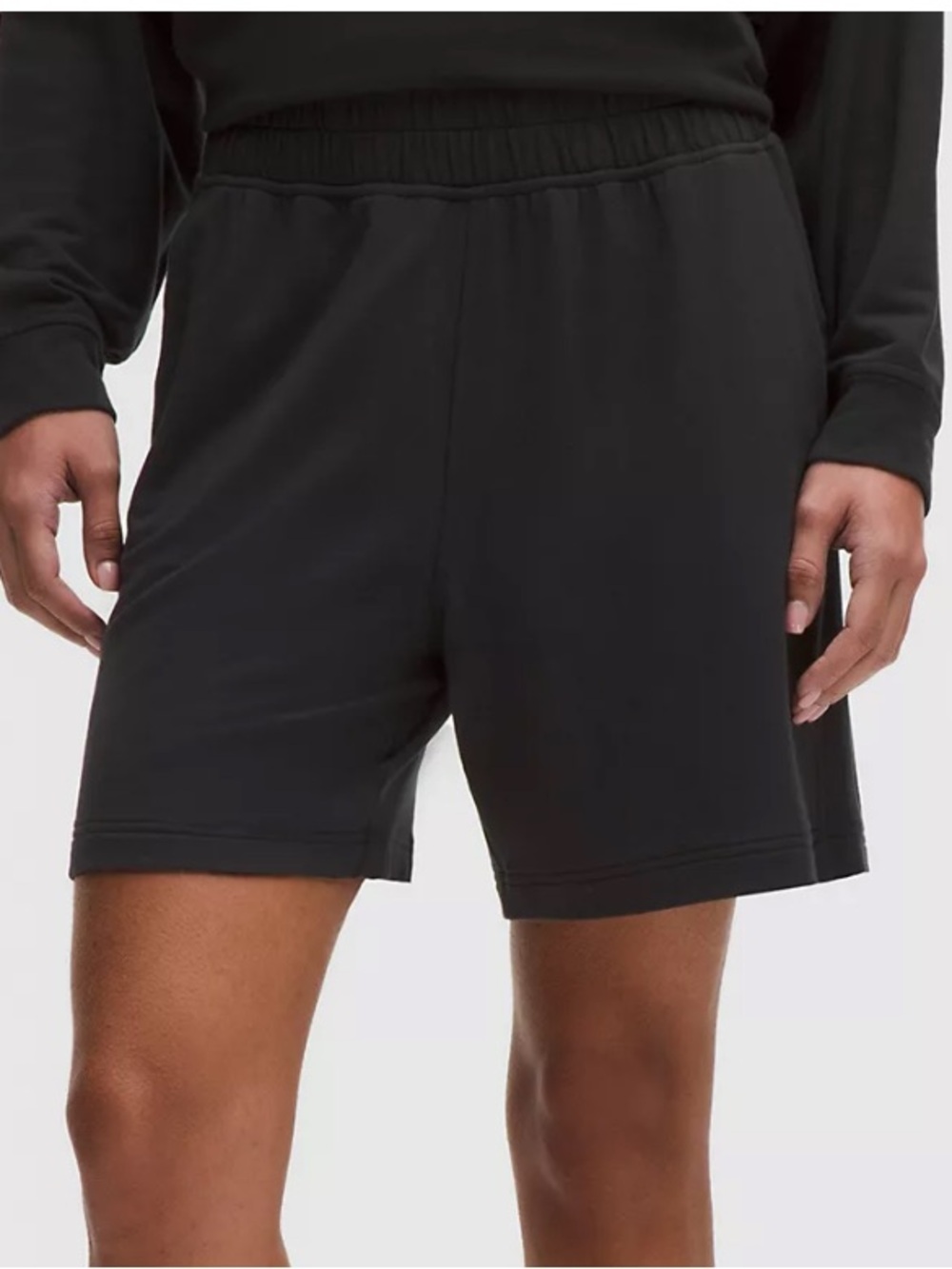 Lululemon BeCalm Mid-Rise Bermuda Short in Black